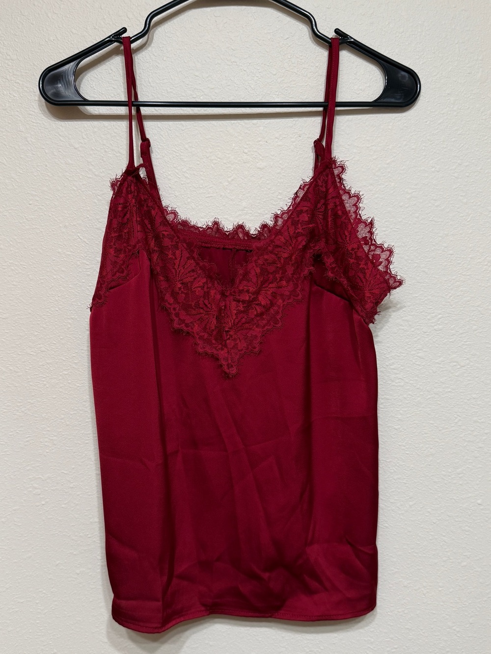 Women's Lace Trim Burgundy Satin Camisole Tanktop New